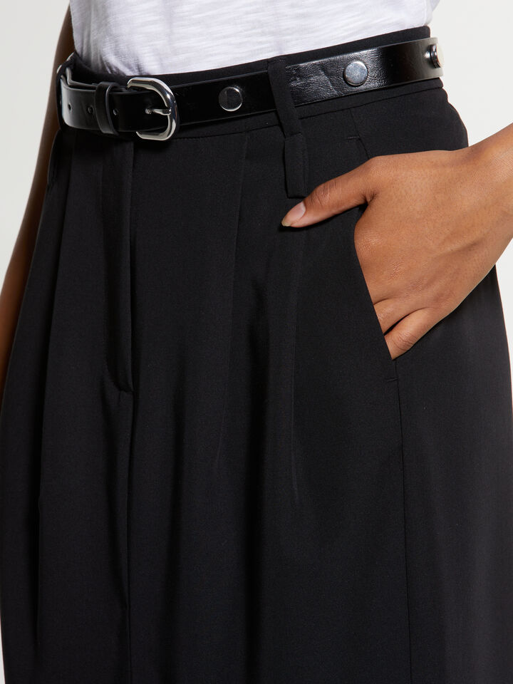 Schwarzer Midirock mit Schlitz - damen-midiröcke, longuette - Schwarz | Sisley image number 4